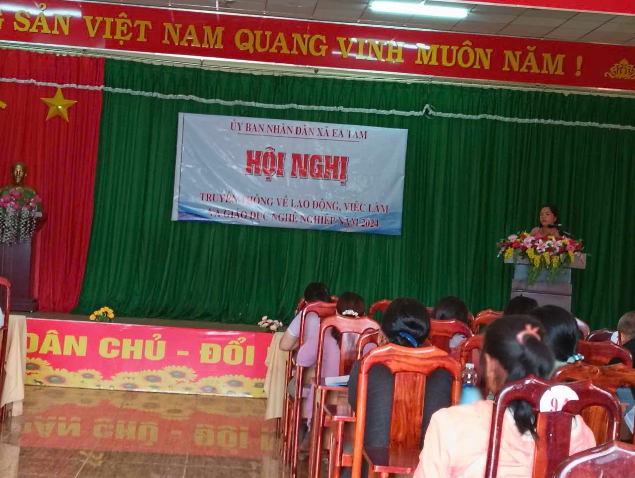 Hội nghị truyền thông về định hướng nghề nghiệp, khởi nghiệp và việc làm năm 2024